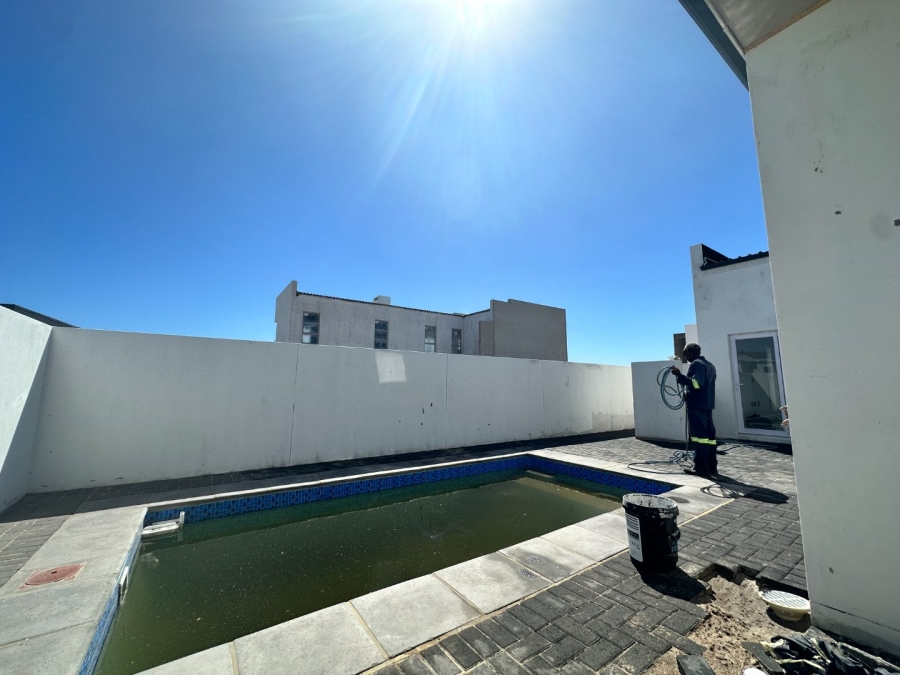 3 Bedroom Property for Sale in Sandown Western Cape